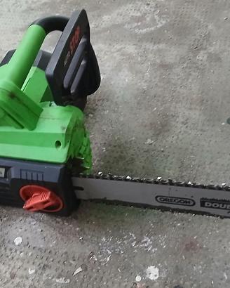 2 Motoseghe elettrica da 2200W