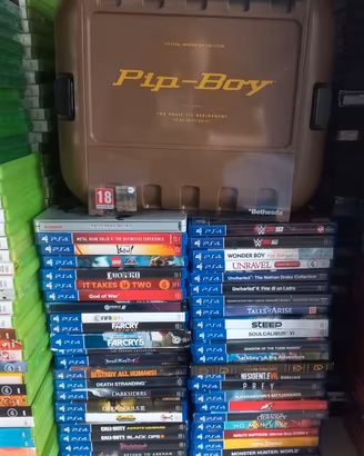 Giochi originali per console PS4 - PlayStation 4