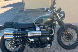 TRIUMPH STREET SCRAMBLER 900