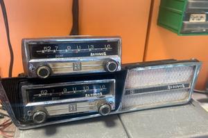 Autoradio da collezione Voxon strreo 8,  Autovox