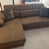 Divano letto con poggiatesta regolabili