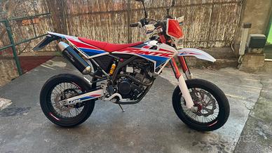 Fantic 125 Motard 4T