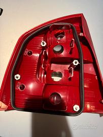 Faro posteriore, Skoda Octavia 2005