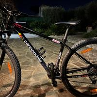 Cannondale trail 5 nera