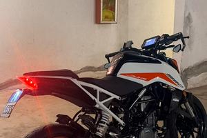 Ktm duke 390