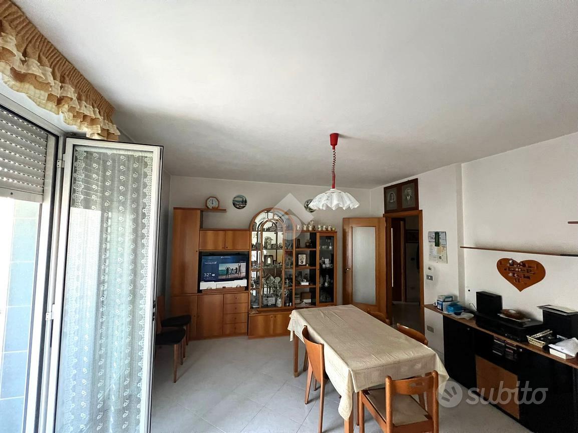 4 LOCALI A ALTAMURA - Altro