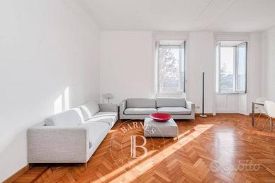 Appartamento di 128 m² con 5 locali a Milano