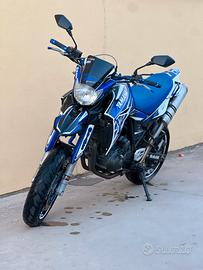 Yamaha xt660x