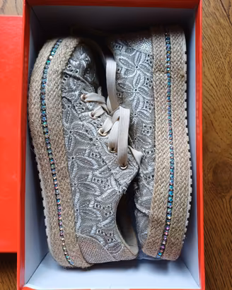 Sneakers Laura Biagiotti n. 39