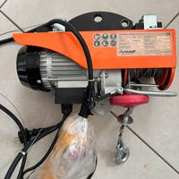 Paranco elettrico 250 kg