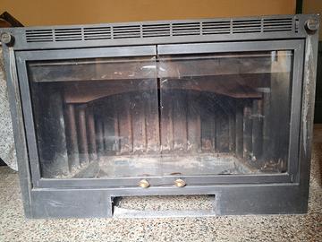 Vecchio caminetto a legna da incasso Jolly-Mec