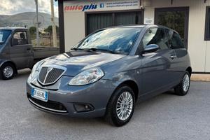 Lancia Ypsilon 1.3 MJT 75 CV Argento