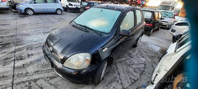 TOYOTA YARIS 2001 - RICAMBI
