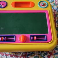 valigetta con lavagna e lettere calamitate