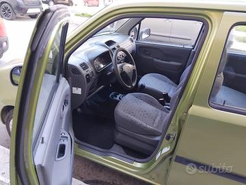 opel agila 2001