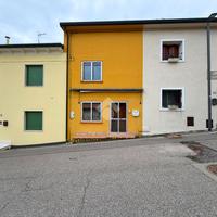 CASA SEMINDIPENDENTE A COLOGNOLA AI COLLI
