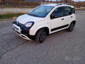 FIAT Panda Cross hybrid unico proprietario