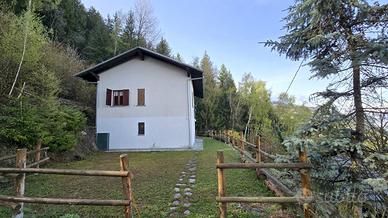 CHARVENSOD Frazione La Pissine