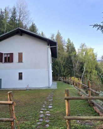 CHARVENSOD Frazione La Pissine