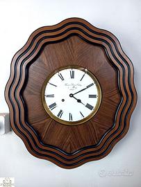 176371 Antico orologio a pendolo a occhio di bue