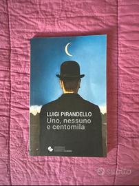 Libro Luigi Pirandello 'Uno, nessuno e centomila'