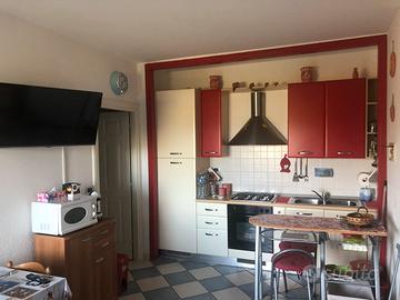 Appartamento a Follonica - zona Salciaina