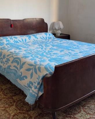Letto matrimoniale
