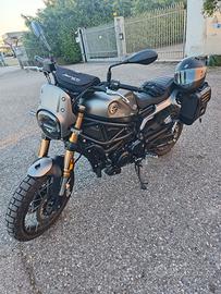 Benelli Leoncino 800 Trail