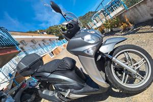 scooter yamaha xcenter 150 cc anno 2017
