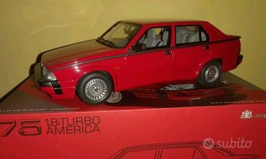 Modello Alfa Romeo 75 Turbo A. 1/18 Laudoracing