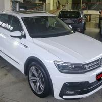 Volkswagen Tiguan 2.0 tdi DSG R-Line exterior...