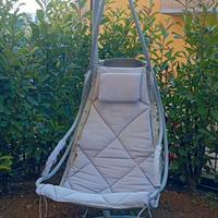 poltrona da giardino sospesa