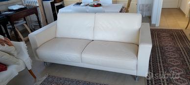 Divano letto in pelle nabuk 