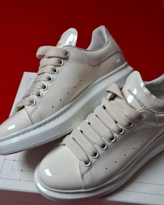 Alexander McQueen nuove