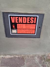 Terratetto Poggetto ( Poggio a Caiano ) con Garage