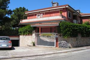 Villa ideale per vacanza al mare mq 229