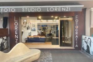 Locale commerciale via Toscana