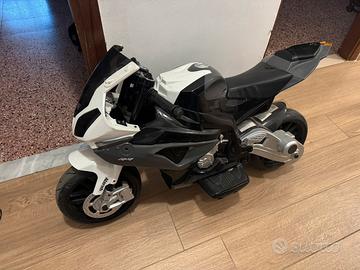 Moto elettrica per bambini 3/8 anni