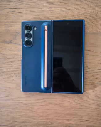 Samsung Z Fold 6 