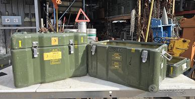 Cassa militare in vetroresina medio piccola