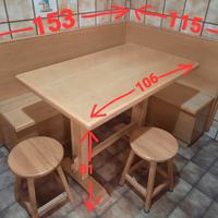 Tavolo e panca angolare