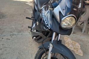 Honda Transalp 750