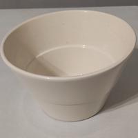 Vaso in ceramica bianca 