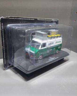 IXO / Alitalia 1/43 - Fiat 242 E Phase 1
