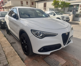 Alfa Romeo Stelvio Q4 210cv