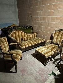 Salotto antico vintage