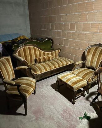 Salotto antico vintage
