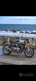 Triumph Thruxton 1200 r