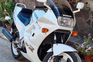 VFR 750 1986