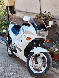 VFR 750 1986